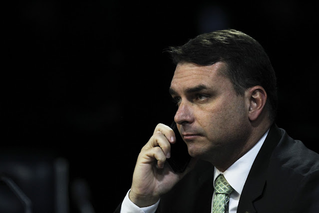 União Brasil confirma neutralidade na eleição presidencial e não apoiará Flávio Bolsonaro no 1º turno