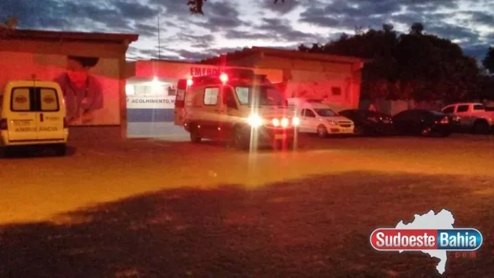 Mulher é levada ao hospital após ingerir seis pinos de cocaína em Guanambi