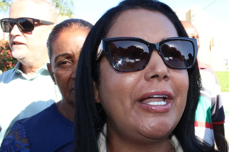 MP-BA cobra prefeita de Iuiu e exige plano emergencial para alfabetização infantil