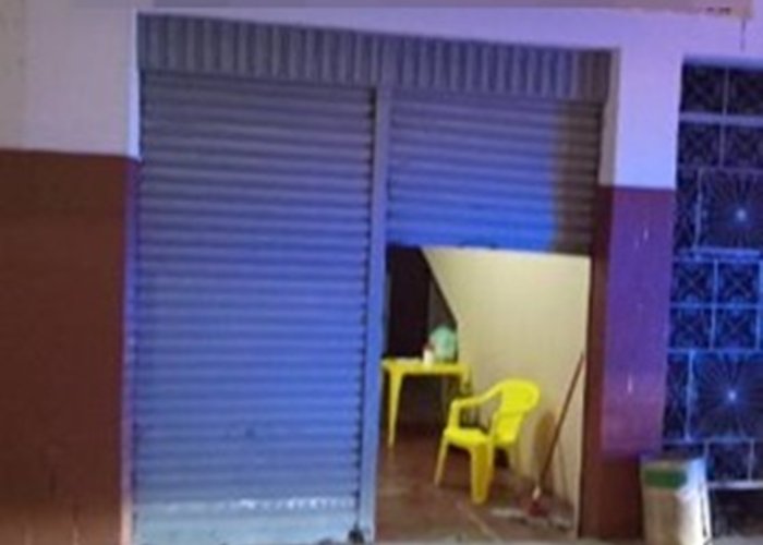 Homem ameaça esfaquear ex-companheira e tenta invadir comércio em Guanambi