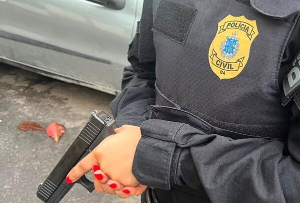 Polícia Civil prende suspeito de perseguir e assediar estudantes em Carinhanha
