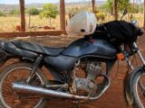 Motocicleta e capacete são furtados no Centro de Pindaí Motocicleta e capacete são furtados no Centro de Pindaí