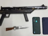 PM detém homem embriagado com canivete e réplica de pistola dentro de igreja em Anagé