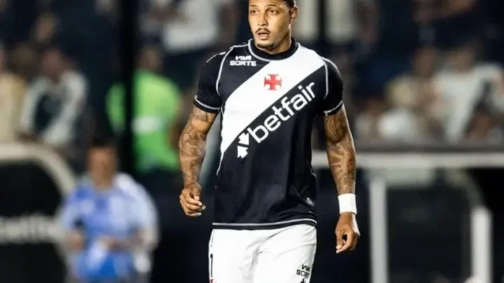 Atacante do Vasco é alvo de buscas em investigação sobre tráfico de drogas e armas