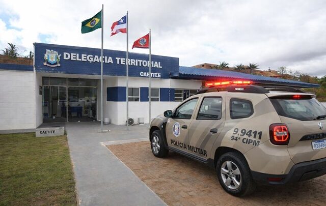 Jovem de 19 anos é presa suspeita de matar homem a golpes de faca em Caetité