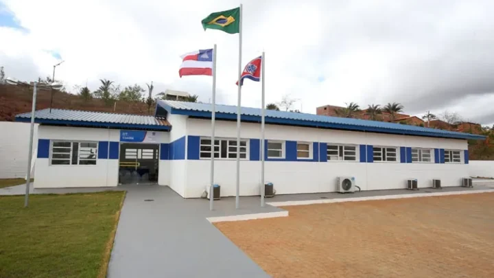 Idosa desmaia após ser enforcada durante assalto a residência em Caetité