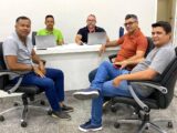 Câmara de Guanambi recebe representantes da Neoenergia/Coelba
