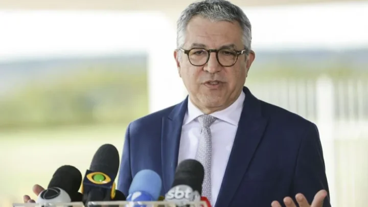 Mensagens de Vorcaro apontam jantar com Padilha fora da agenda em 2024