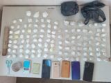 Casal é preso após polícia apreender mais de 100 porções de drogas em residência de Guanambi