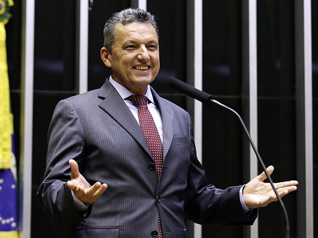 Charles Fernandes é eleito deputado federal e conquista vaga direta na Câmara
