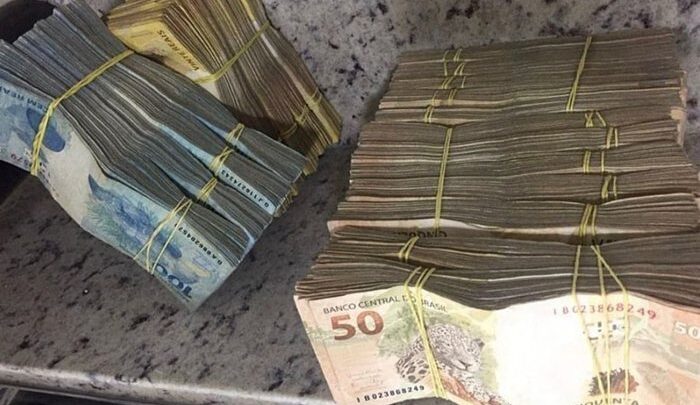 Homem denuncia furto de R$ 50 mil em dinheiro dentro de residência em Urandi