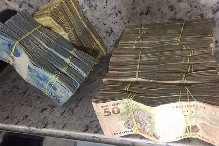 Homem denuncia furto de R$ 50 mil em dinheiro dentro de residência em Urandi