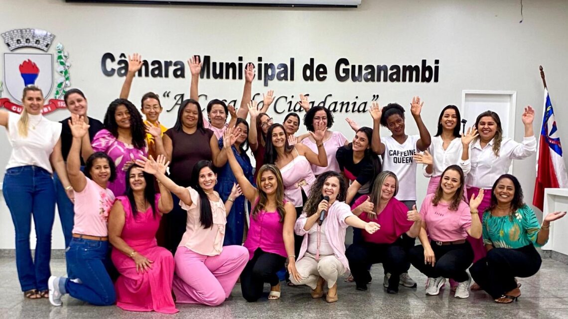 Câmara de Guanambi promove momento especial para servidoras no Outubro Rosa